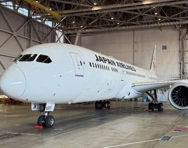 Japan Airlines takes the world’s first aircraft with large-scale riblet coating to the skies