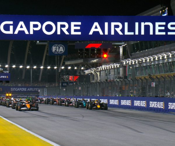 Singapore Airlines commits to four more years as title sponsor of Formula 1® Singapore Grand Prix 